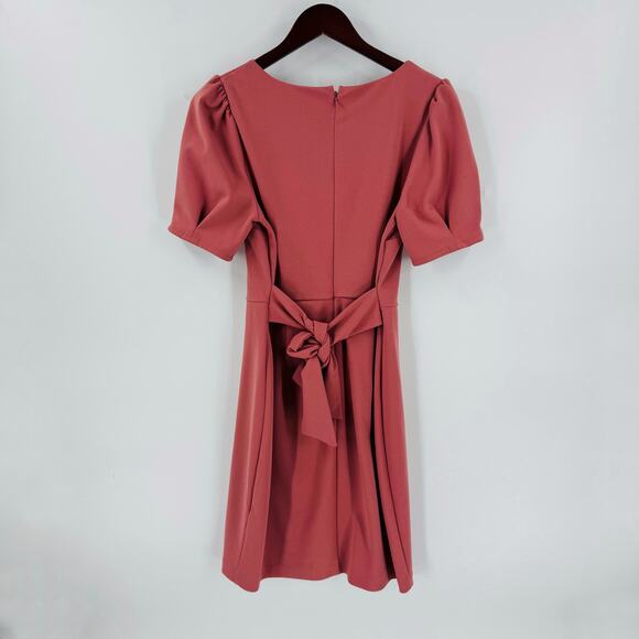 Express Mauve Puff Short Sleeve Minimalist Fall Shift Dress Office Size M - Picture 2 of 6